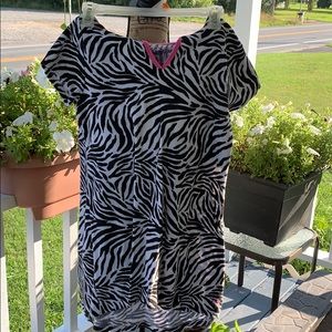 EUC. Children’s Swim Cover Up. Size XL 14/16